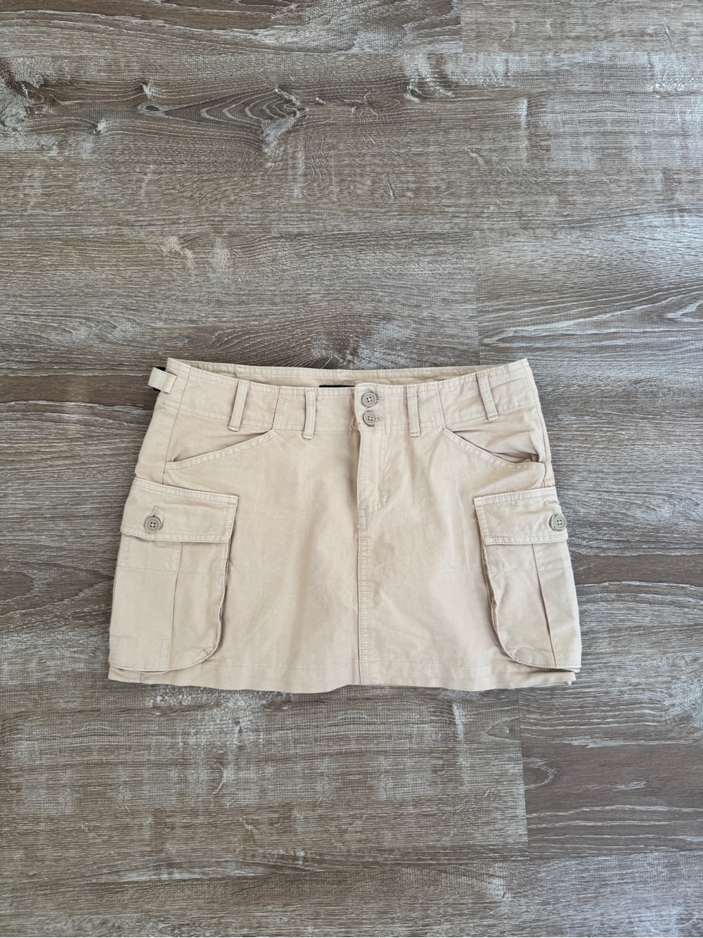 Brandy Melville cargo mini skirt